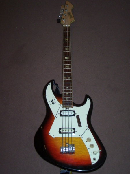 Photo : Basse Norma Japon vintage annees 60