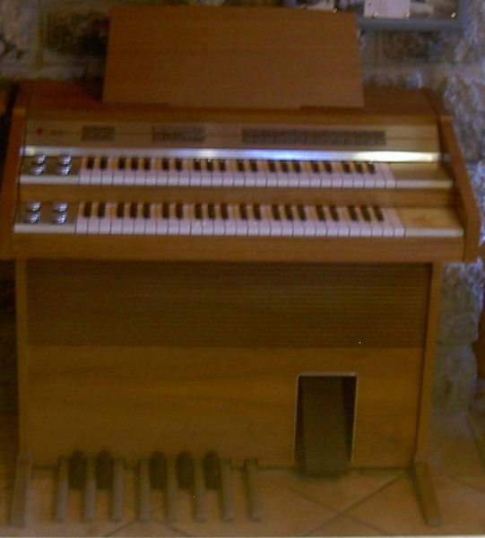 Photo : Orgue electrique Philicorda