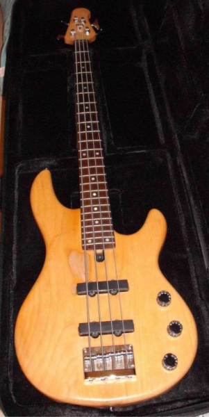 Photo annonce Basse Yamaha BBN4II 4 cordes