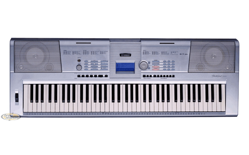 Photo : Clavier Yamaha DGX 203