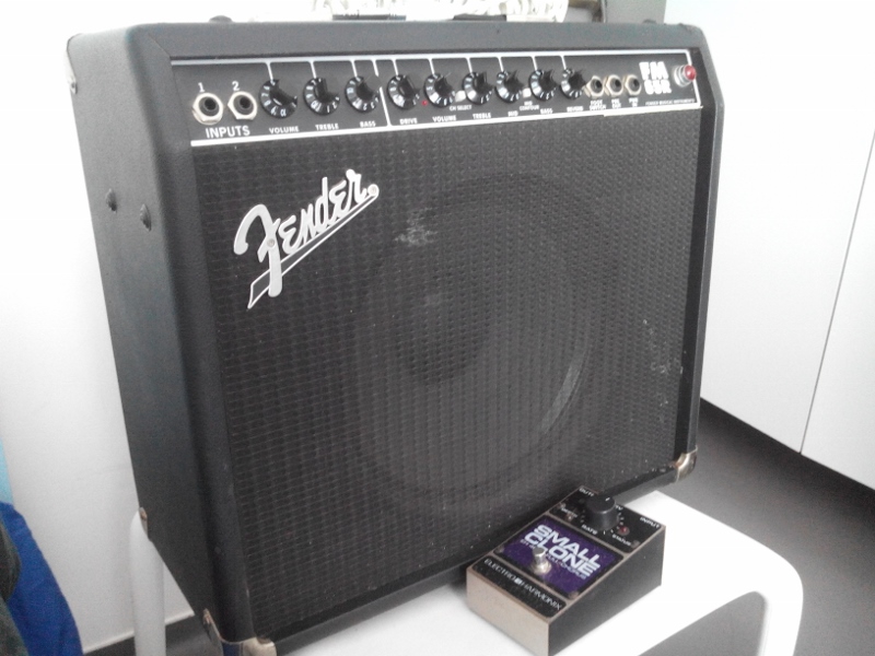 Photo annonce Fender Frontman 65 R