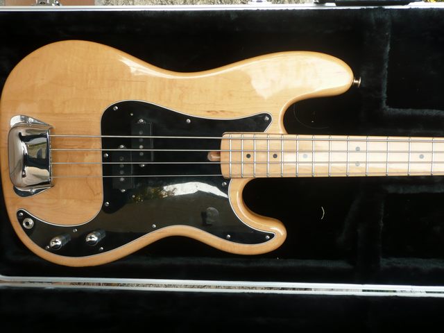 Photo : Basse vintage GRECO Precision Bass