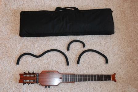 Photo annonce Guitare de voyage pliable Aria Sinsonido