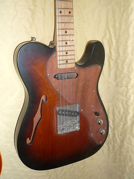 Photo : Fender Telecaster Thinline US