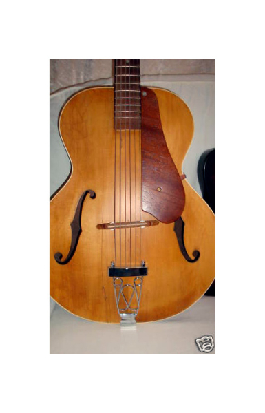 Photo : Epiphone Gibson de 1961 Jazz blues