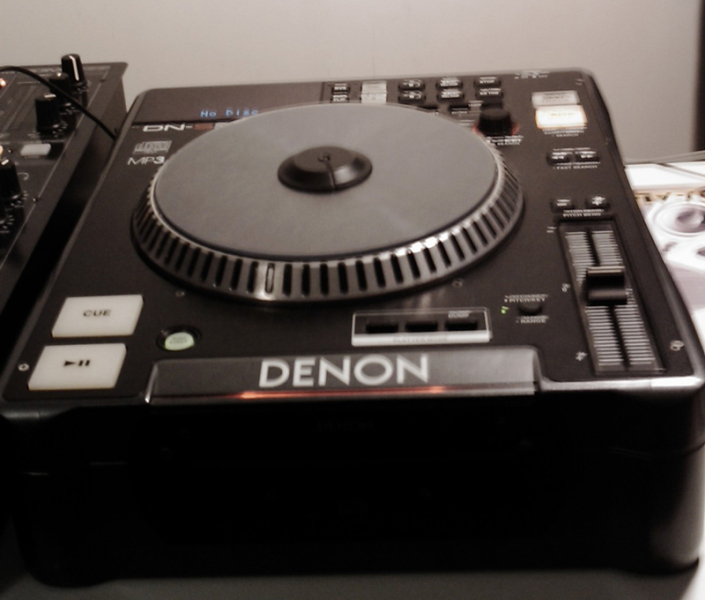 Photo : Platine CD Denon Dn S3000