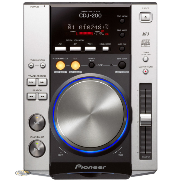 Photo : 2 CDJ 200 Pioneer & Mixage Behringer