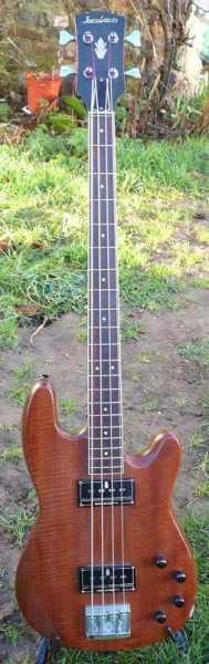 Photo annonce Basse Jacobacci JB 200