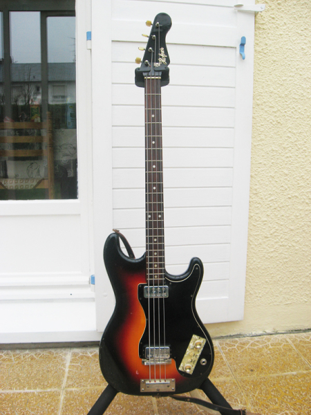 Photo annonce BASSE HOFNER 60 solid body
