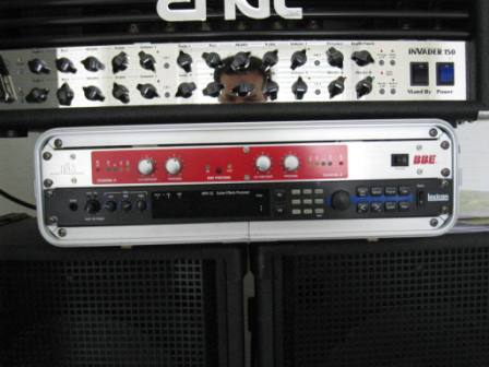 Photo : Lexicon MPX G2 & BBE Maximizer 882i