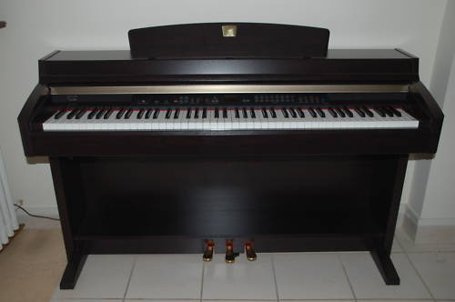 Photo annonce Yamaha Clavinova CLP 240
