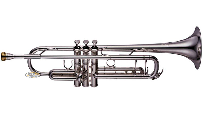 Photo : Trompette Yamaha YR 1335 argentee