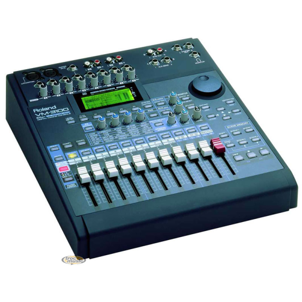 Photo : Roland VM 3100 & carte ADAT Marc A