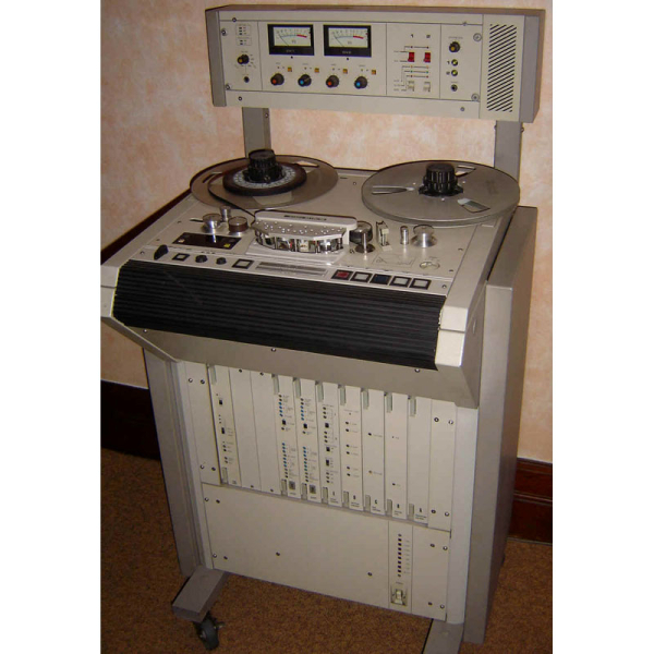 Photo : OTARI MTR 12 MASTERING