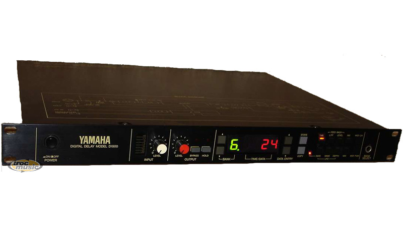 Photo : YAMAHA  D 1500