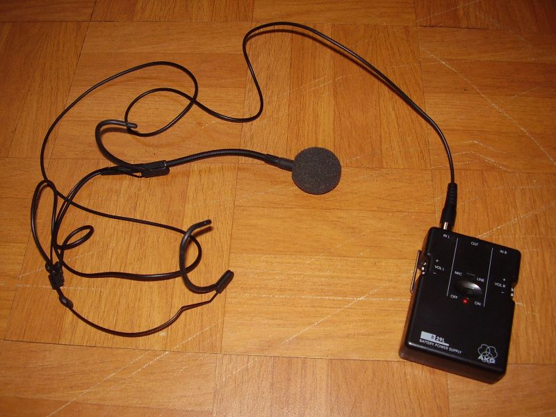 Photo annonce Micro Serre Tete HF AKG