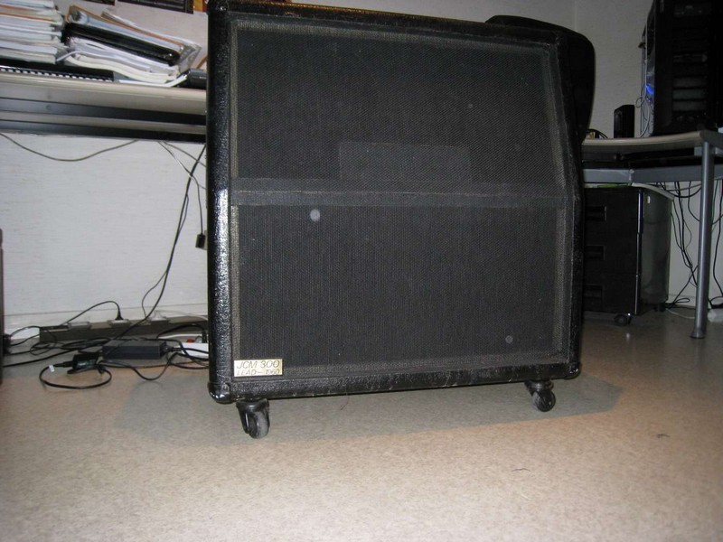 Photo : Marshall JCM 800 Lead 1960
