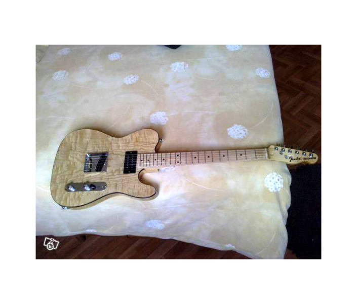 Photo : Telecaster corps de luthier Tilleul