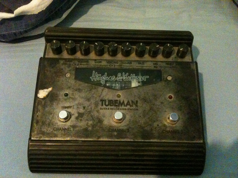 Photo : Preamp Hughes & Kettner TUBEMAN a lampe