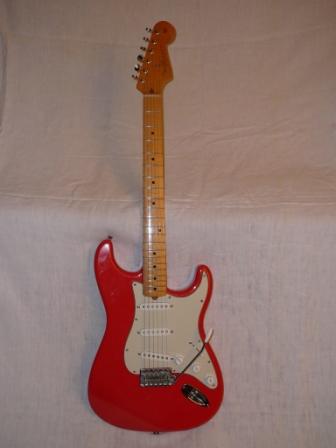 Photo : Stratocaster Fender Mex speciale Fiesta red