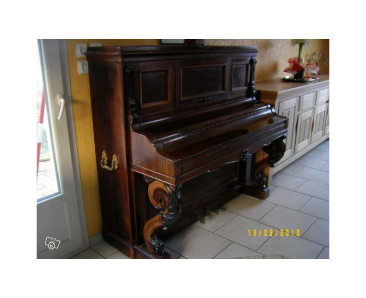 Photo : PIANO PLEYEL 1901 Cadre metallique