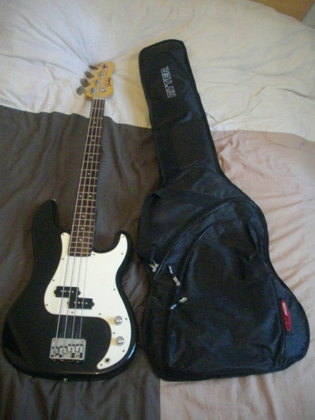 Photo : Jazz Bass Jim HARLEY