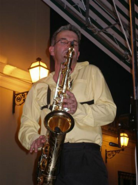 Photo annonce Saxophoniste semi pro recherche