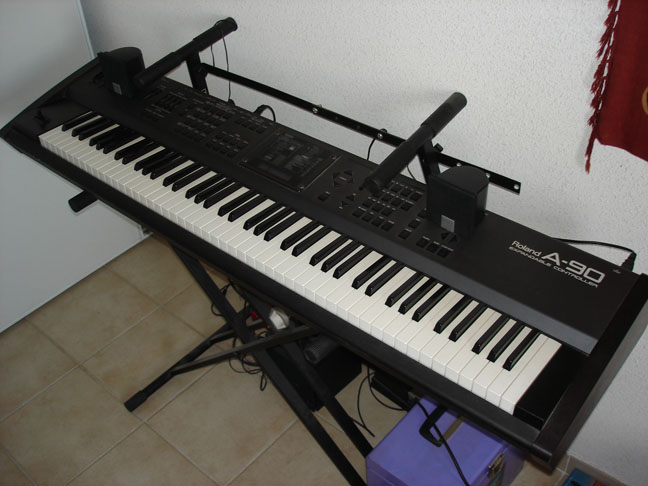 Clavier Roland A 90 88 touches - Petite Annonce TrocMusic