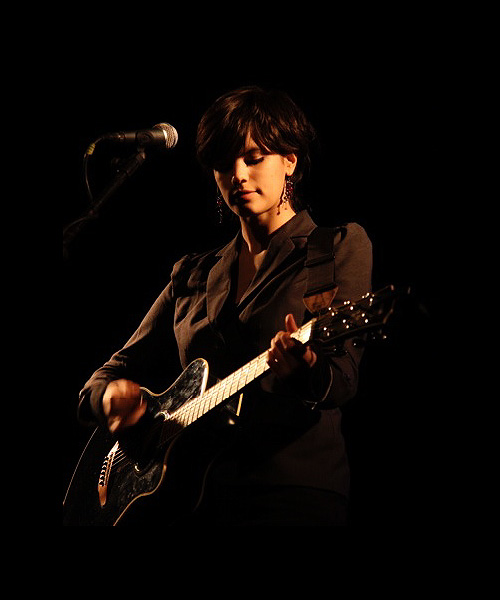 Photo : Chanteuse Professionnelle Folk Rock