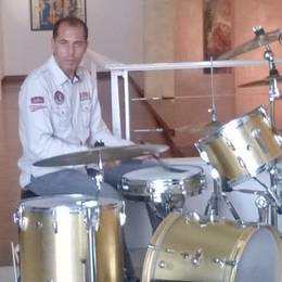 Photo : Cours de Batterie a domicile Versailles & env