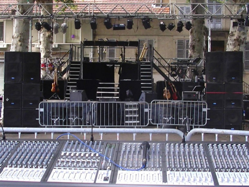 Photo : Sono Mackie Fussion & Sub SA1800