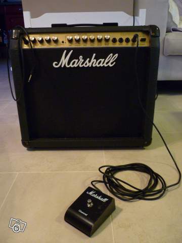 Photo annonce Ampli Marshall Valvestate 8040 & Footswitch