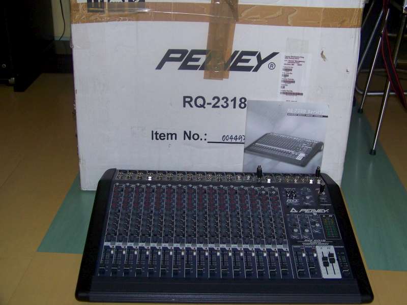 Photo annonce Table de Mixage PEAVEY RQ 2318