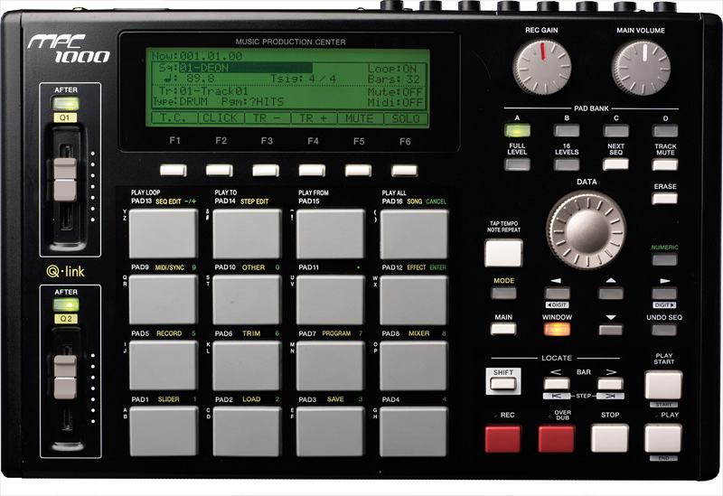 Photo annonce AKAI MPC 1000 Black & carte memoire 2 Go