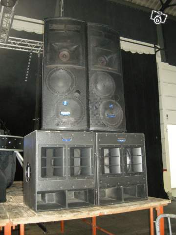 Photo annonce Enceintes Sono mackie 4x sa1232 & 4 swa1801