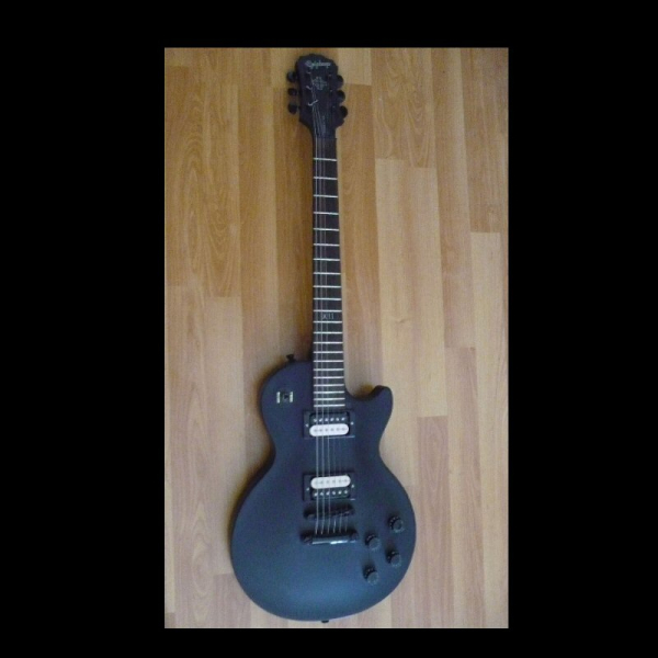 Photo annonce EPIPHONE GOTHIC LES PAUL studio ZEBRA gibson