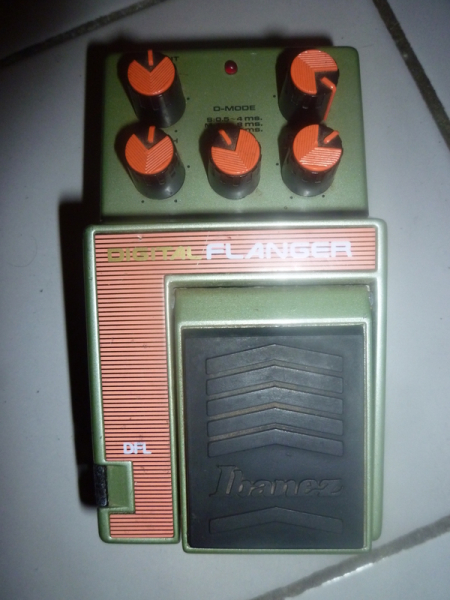 Photo annonce FLANGER  IBANEZ   DFL COLLECTOR