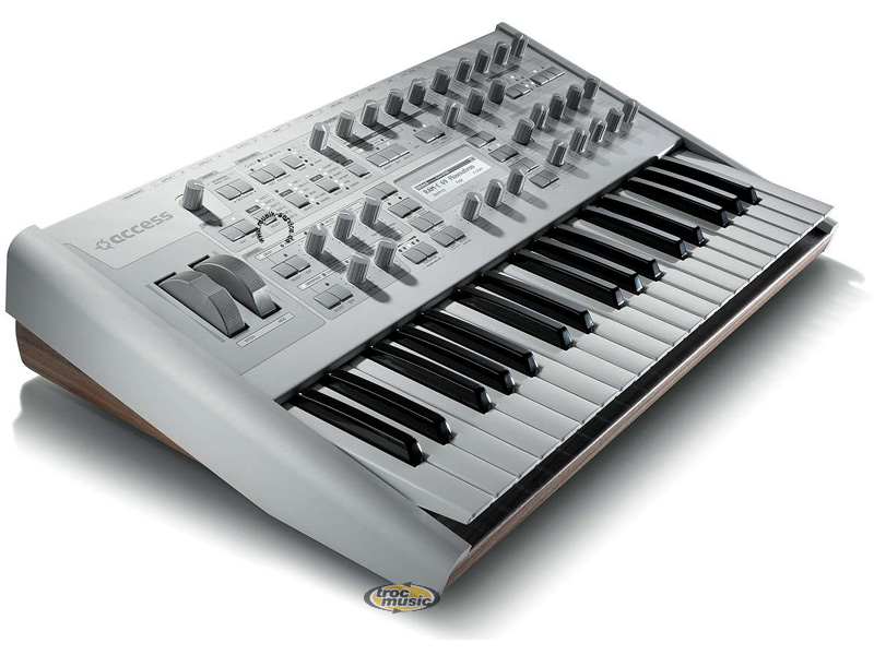 Photo : Access   Virus   TI2 Polar + Cable & Notice
