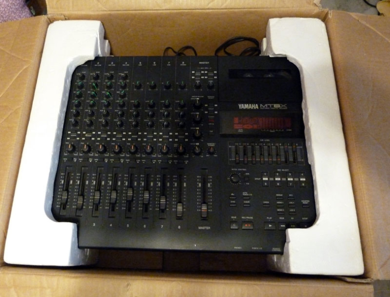 Photo annonce Studio   Yamaha   MTX8 8 pistes 