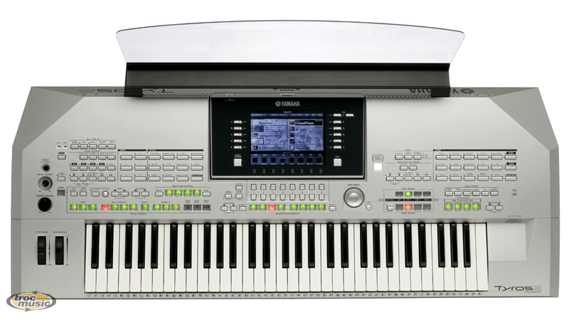 Photo : Yamaha    Tyros   2 + 1000 orchestrations