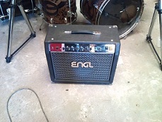 Photo : ENGL              E330 Screamer 50 Combo 