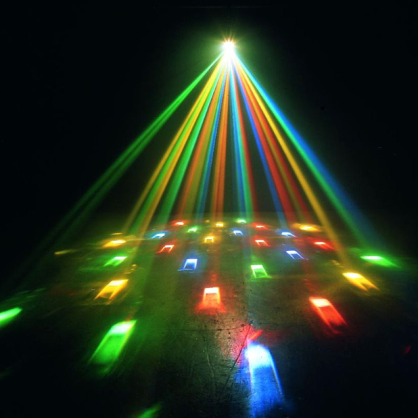 Photo annonce Technicien Lumiere avec son logiciel