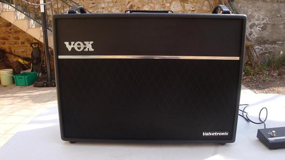 Photo annonce Vox Valvetronix VT120+ avec footswitch
