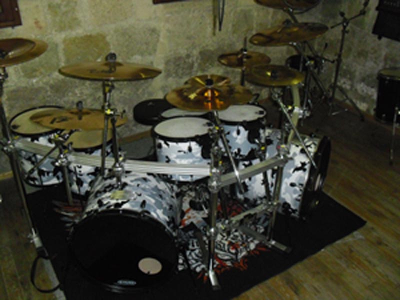 Photo : Batterie  Pearl  Joey Jordison serie limitee