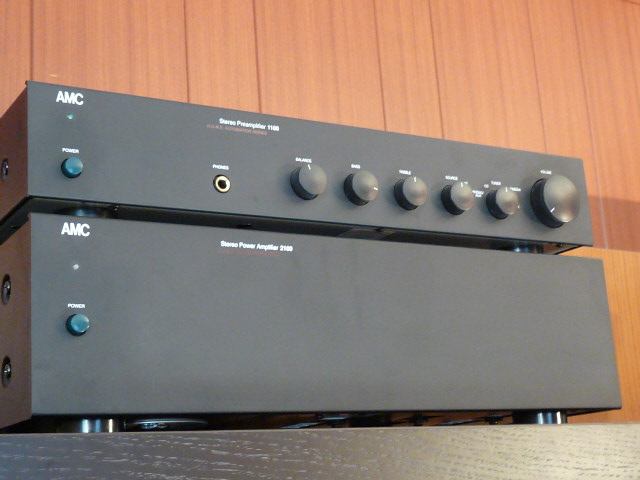 Photo : Amplificateur & Preampli AMC 2100 + 1100