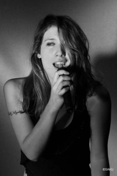 Photo annonce Emplois en qualite de chanteuse