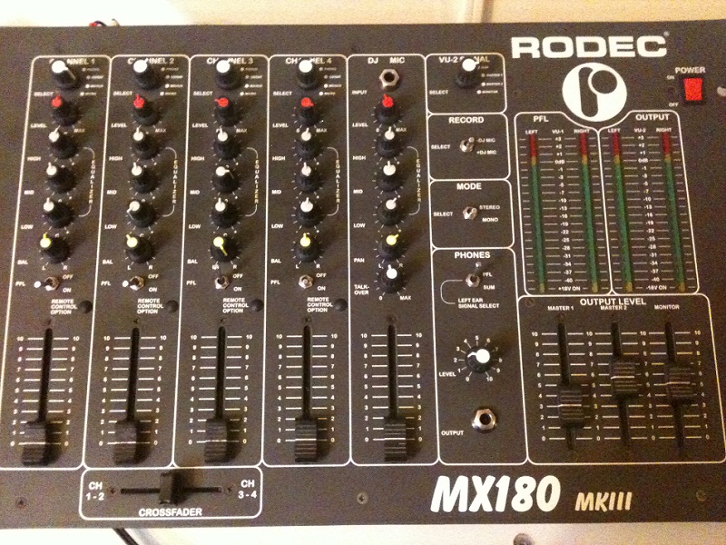 Photo annonce RODEC   MX   180 MK3 table de mixage 5 voies 