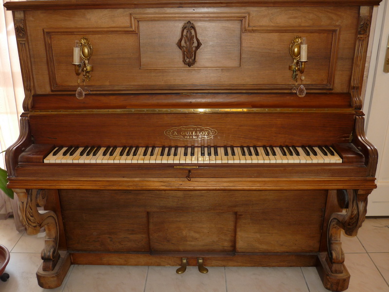 Photo annonce Piano    droit   Medaille d Or A GUILLOT