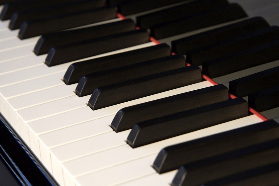 Photo annonce Cours  de  Piano solfege Nimes prof diplome