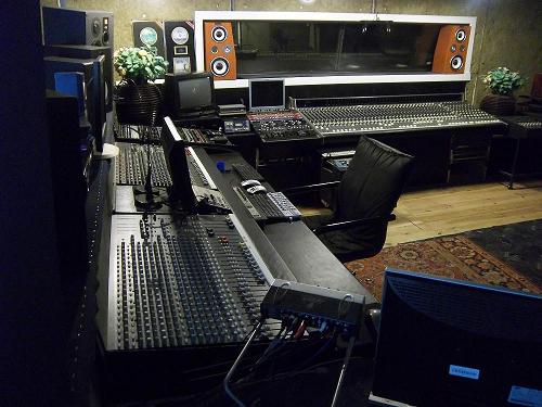 Photo annonce Looking for a young female singer